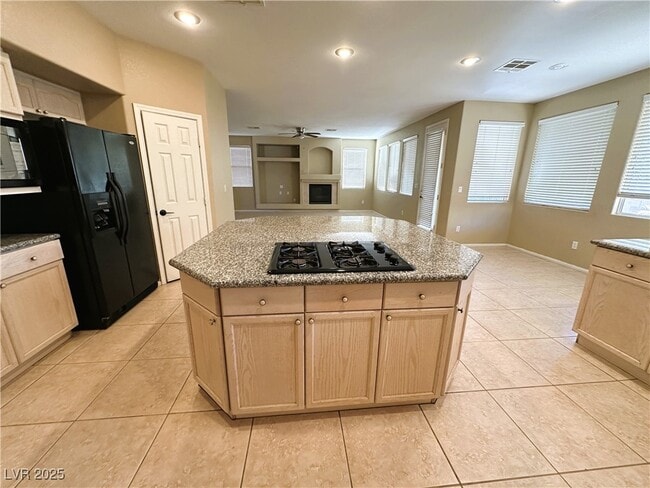 Photo - 767 Tossa De Mar Ave