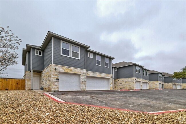 Building Photo - 906 Quartz Ct Rental