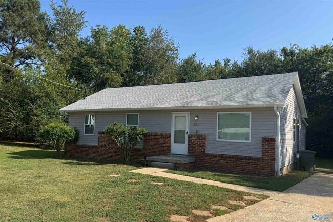 Photo - 3205 Delisa Cir NW House