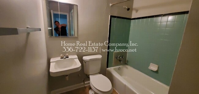 Photo - 2336 N Cherry St Apartamento Unidad 2336-B