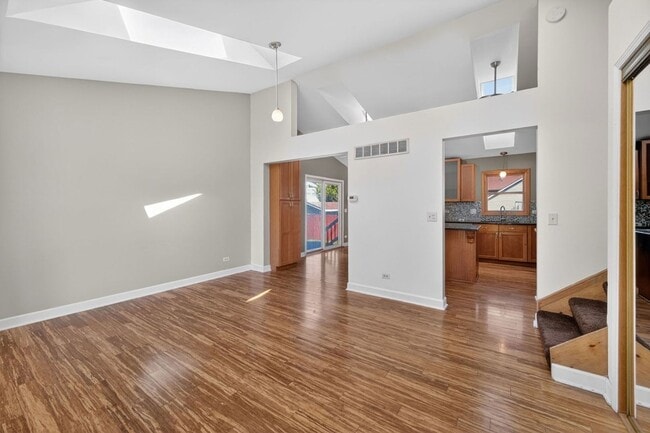 Photo - 396 Ridgeland Ave