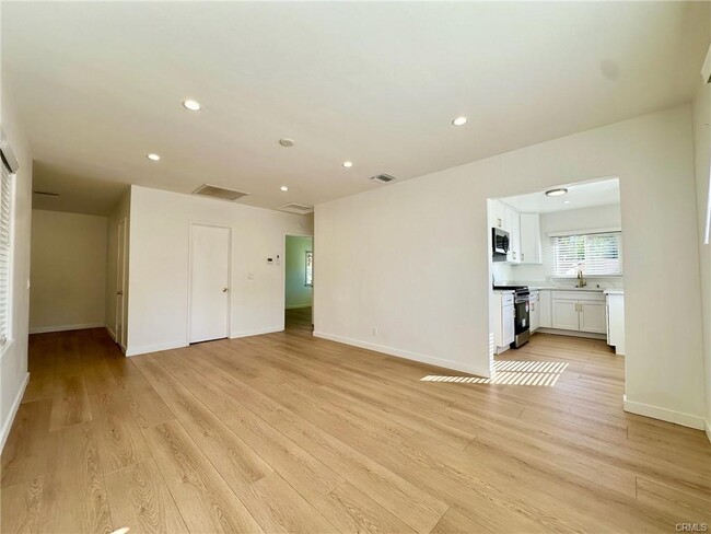 Photo - 4644 Lowell Ave