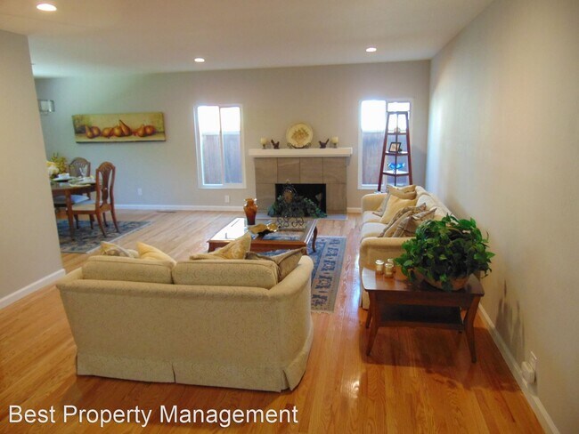 Photo - 4 br, 2 bath House - 424 Virginia Dr