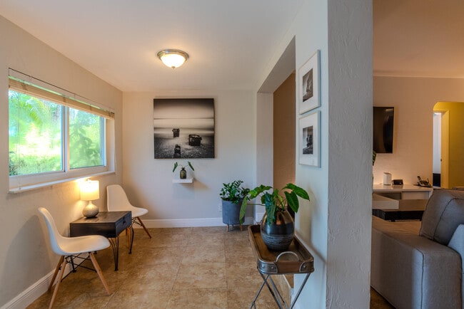 Photo - 1401 NE 17th Way