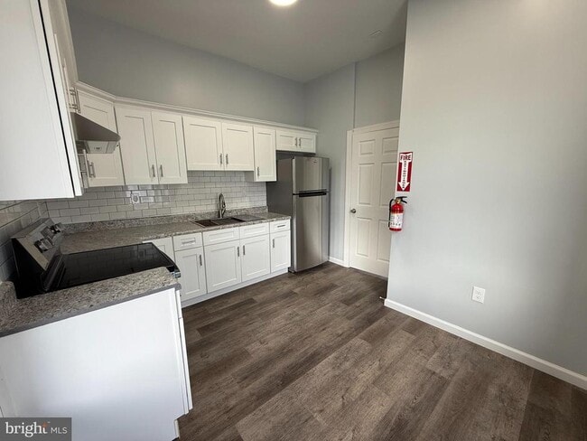 Photo - 1156 Franklin St Unidad 4