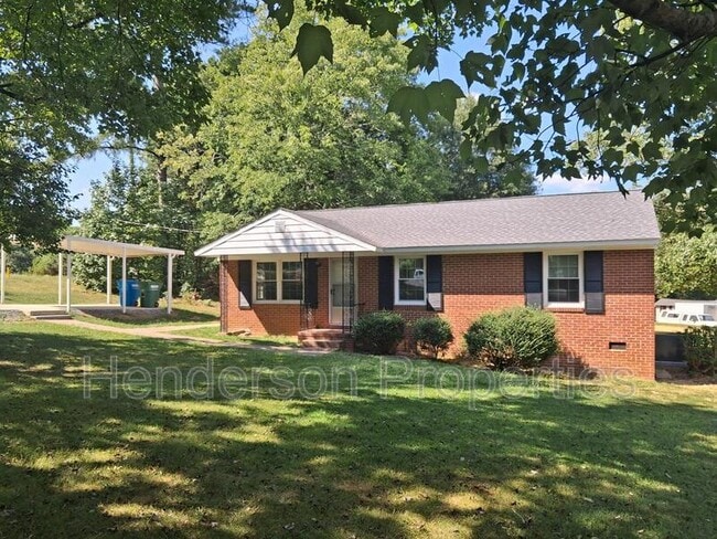 Building Photo - 1317 Ross Dr