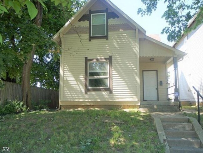 Building Photo - 730 E Morris St