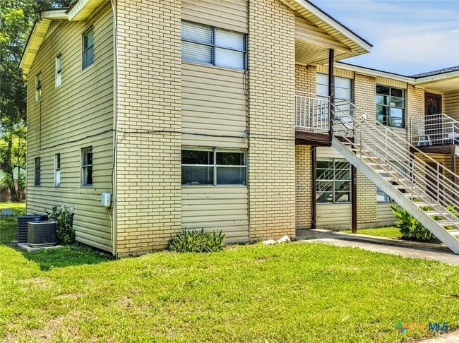 Photo - 744 Old Martindale Rd