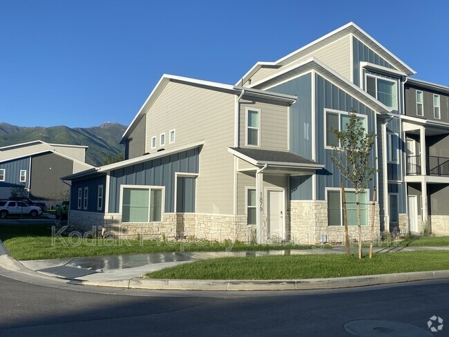 Building Photo - 1879 W 1145 N Rental