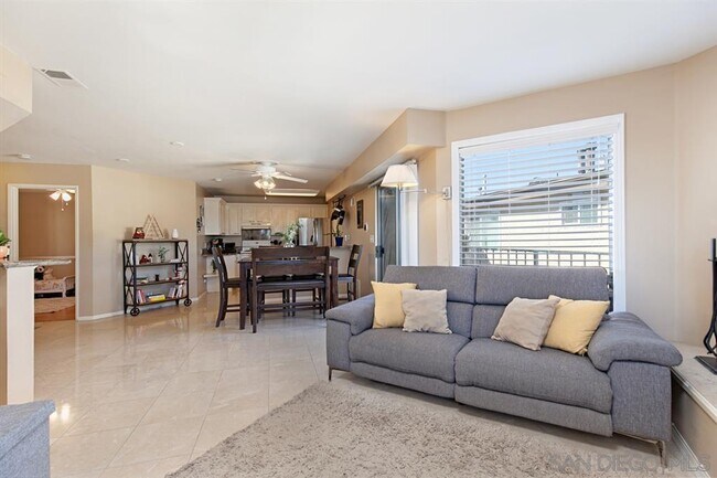 Photo - 4380 Temecula St Unidad 4380 Temecula St  7