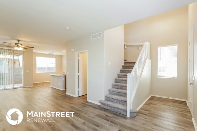 Photo - 1450 E Bloch Rd