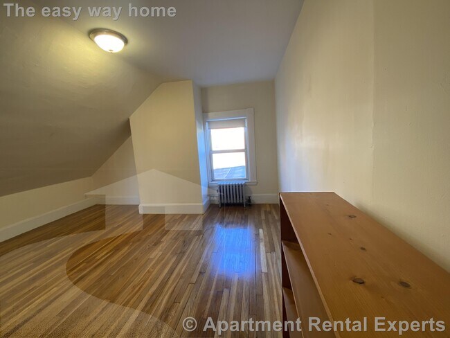 Photo - 381 Harvard St Unidad #31