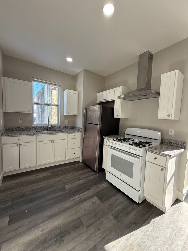 Photo - 6621 Tennis St Unit 2