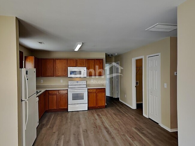 Photo - 5118 Valcourt Rd