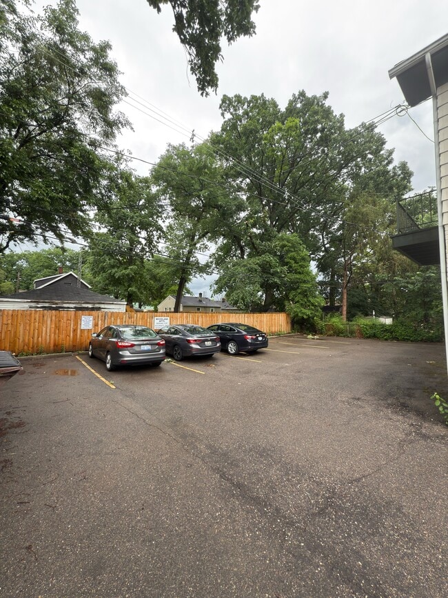 Photo - 525 E Woodland St Unit Apt. D
