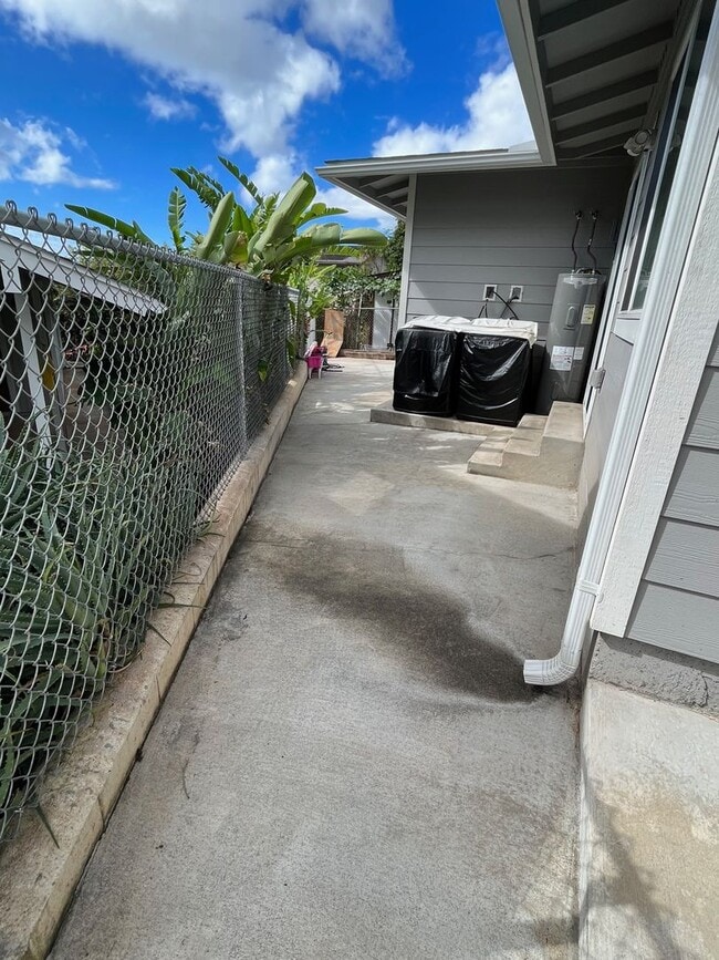 Photo - R00241 Unit 1