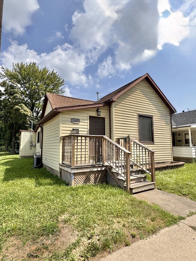 Building Photo - 1100 E Vaile Ave Rental