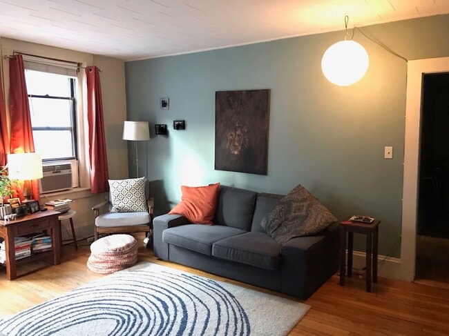 Photo - 11 Gorham St Unidad 2 Rental