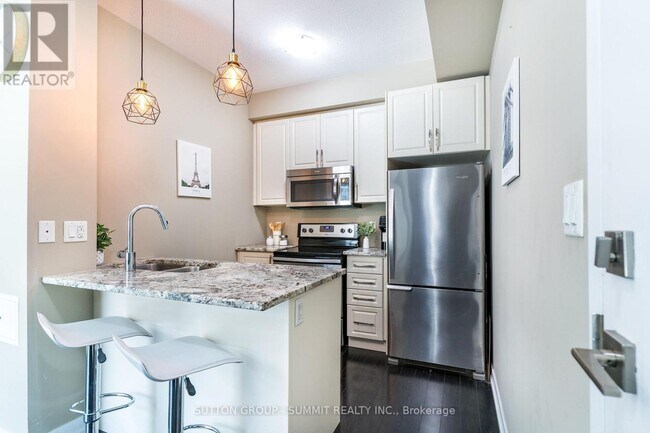 Photo - 35 Southshore Cres Unité 114