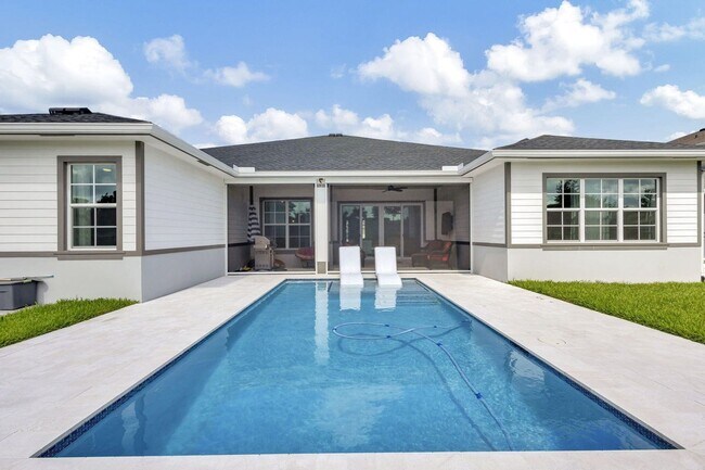 Photo - 870 Hookline Cir