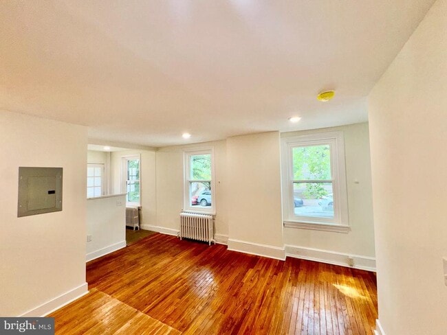 Photo - 2148 Green St