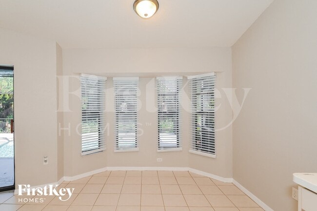 18220 Hottelet Cir