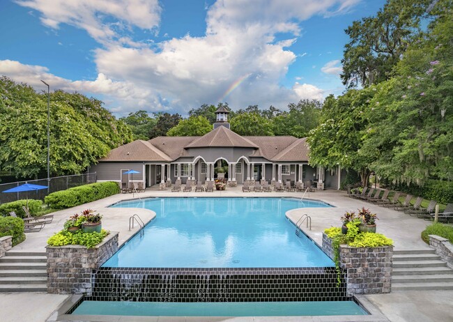Building Photo - MAA Wilmington Island Rental