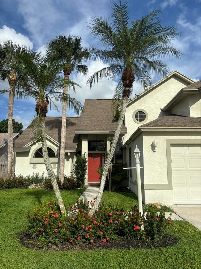 Photo - 12989 Meadowbreeze Dr
