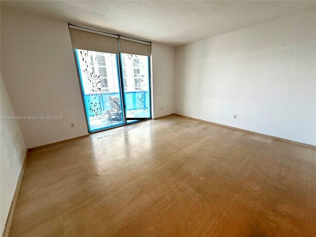 Photo - 1050 Brickell Ave Unit 2206