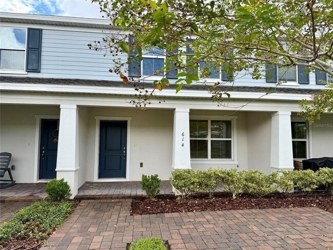 Photo - 614 Cheval Ln