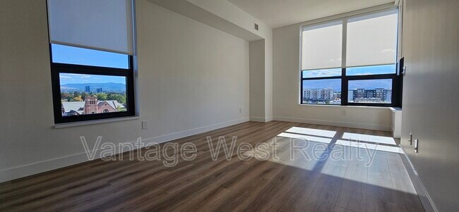 705-1488 Bertram St