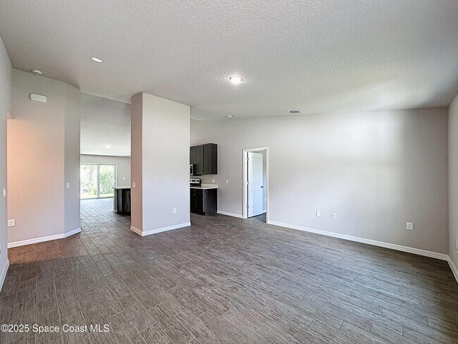 Photo - 144 Roosevelt St