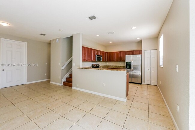 Photo - 457 SE 37th Pl