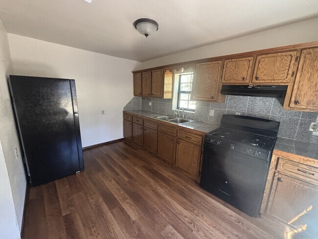 Photo - 394 McKindree Rd