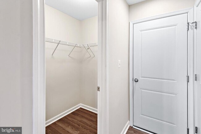 1549 Wilmer Park Ln