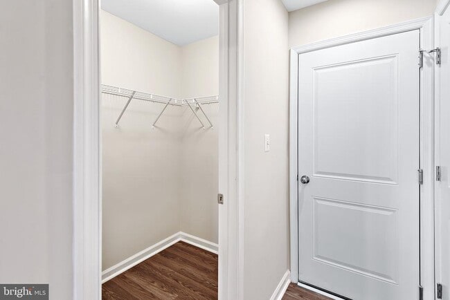 Photo - 1549 Wilmer Park Ln