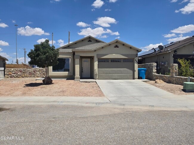 Photo - 808 Ballard Shapleigh Pl