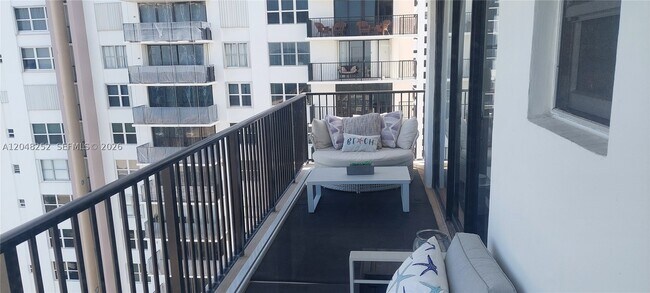 2101 S Ocean Dr Unit 2001