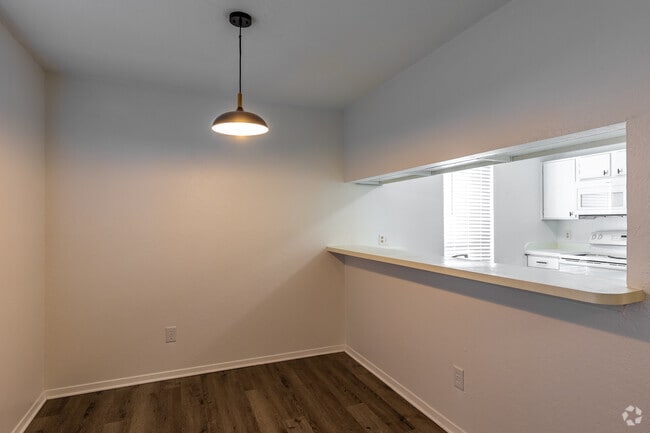 1BD, 1BA - 672SF