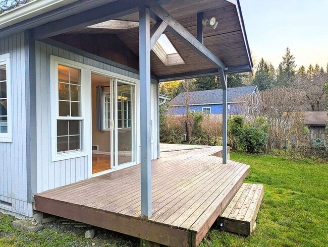 Photo - 2Bd/2Ba Granite Falls House