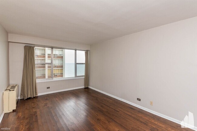Photo - 1 br, 1 bath Condo - 6157 N Sheridan Rd