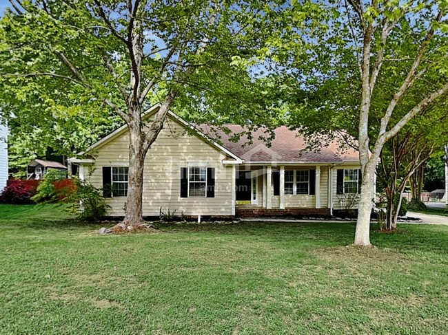 Photo - 3023 Laurelwood Dr House