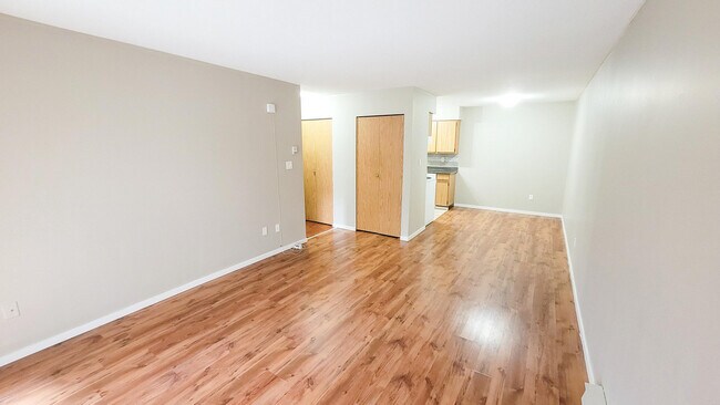 Photo - Sunshine Apartments