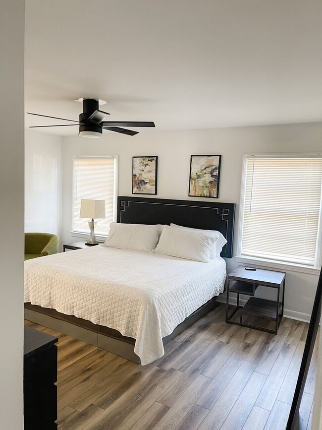 Photo - Charming Apt near Savannah's Historic Dist... Unit 23 Berkley  1