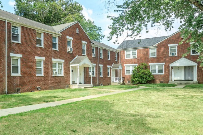 Nottingham Apartments in Hamilton, NJ