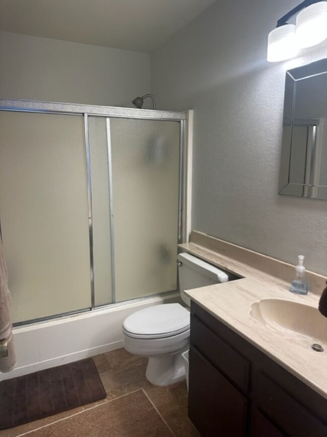 Stunning 2 Bed, 2 Bath Condo at Mammoth Sk... - Stunning 2 Bed, 2 Bath Condo at Mammoth Sk...
