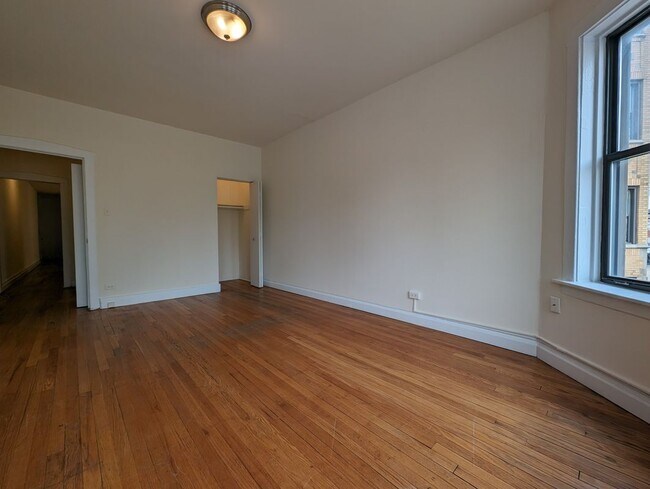 Photo - 1530 N Kedzie Ave Unit 1B