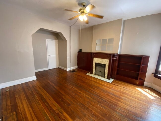 Photo - W 9th Ave 160-164 UL Unit 160 A