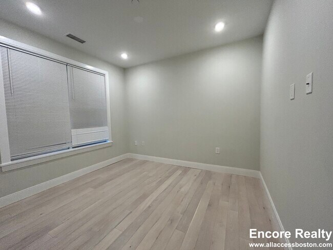 Photo - 197 Green St Unit 202