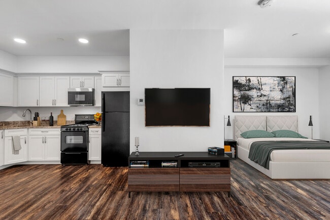 Photo - Riverway Apartments